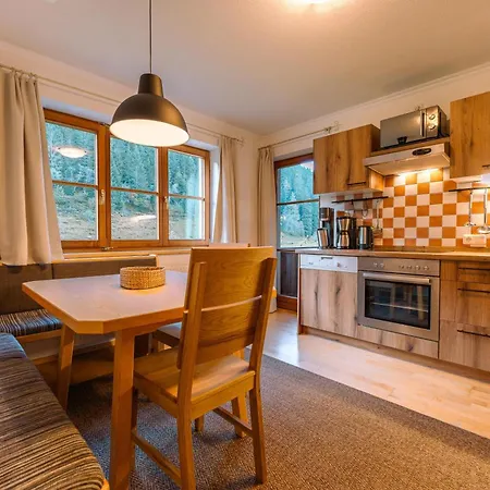 Bidner, Appartement Tux