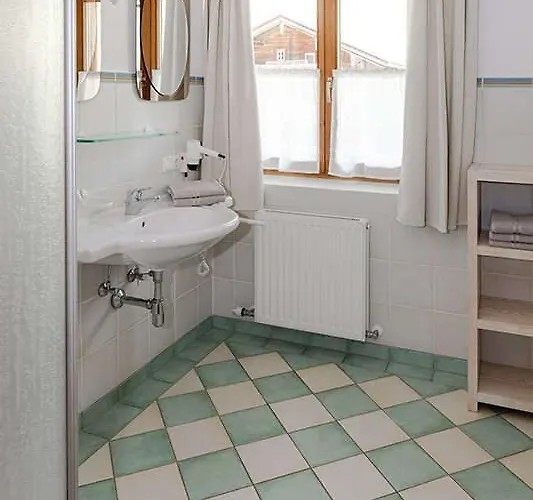 Bidner, Apartamento Tux